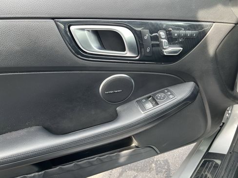Certified 2018 Mercedes-Benz SLC 300 image 14