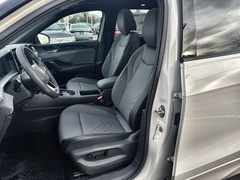 New 2026 Volkswagen Tiguan SE R-Line image 20