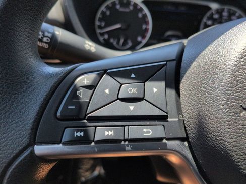 Used 2024 Nissan Sentra SV FWD image 20