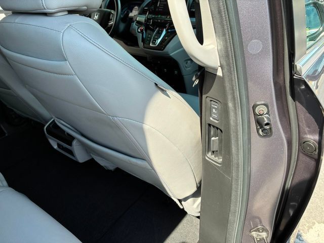 Used 2022 Honda Odyssey Touring image 22