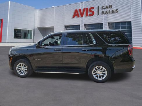 Used 2025 Chevrolet Tahoe LT AWD/4WD image 3