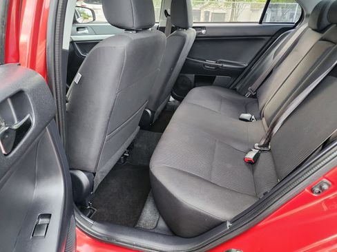 Used 2015 Mitsubishi Lancer ES image 19