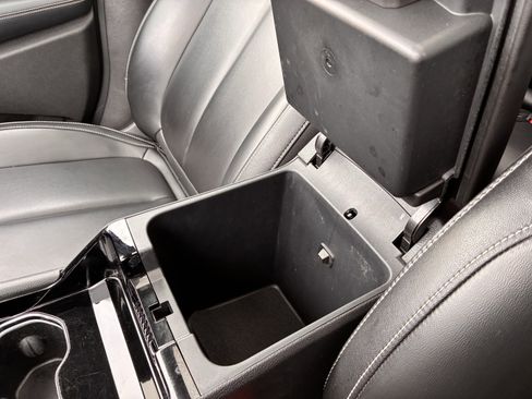 Used 2023 Jeep Grand Cherokee 4WD 4xe image 24