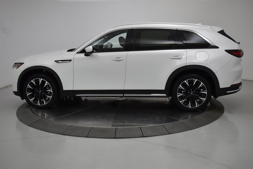 Certified 2025 MAZDA CX-90 Plug-In Hybrid w/ Premium Plus AWD/4WD image 17