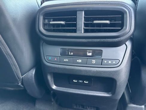 Certified 2025 Honda Pilot Touring image 31