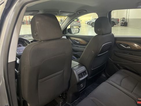 Used 2021 GMC Terrain SLE w/ Driver Convenience Package image 19