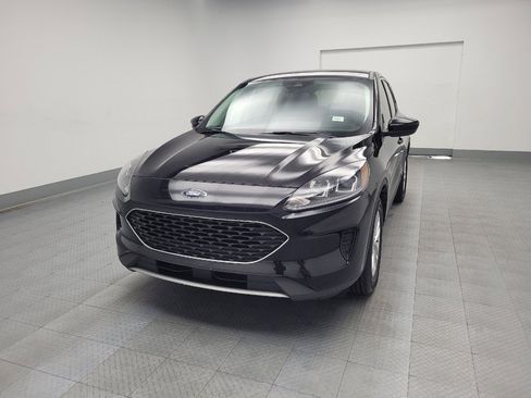 Used 2021 Ford Escape SE image 15