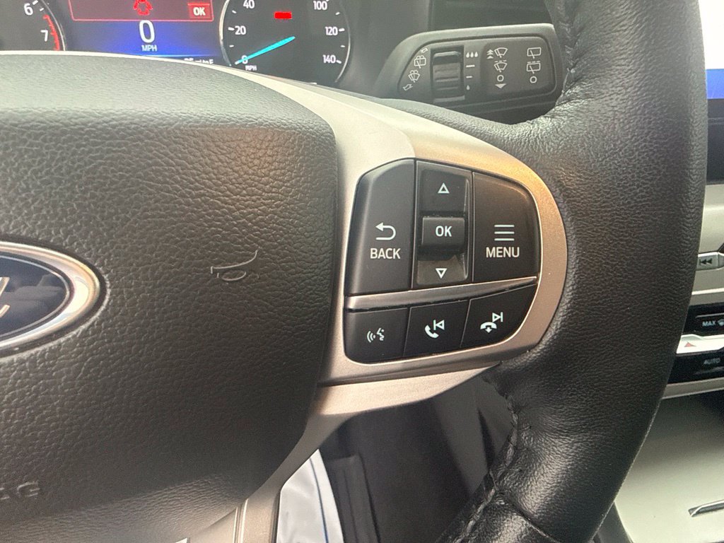 Used 2023 Ford Explorer XLT AWD/4WD image 23