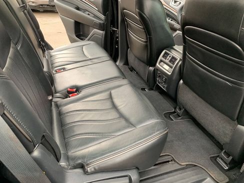 Used 2014 INFINITI QX60 Luxe w/ Deluxe Touring Package AWD/4WD image 21