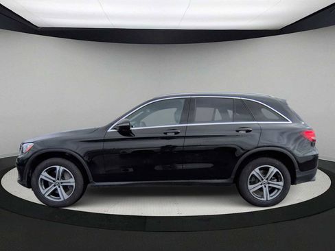 Used 2019 Mercedes-Benz GLC 300 4MATIC image 5