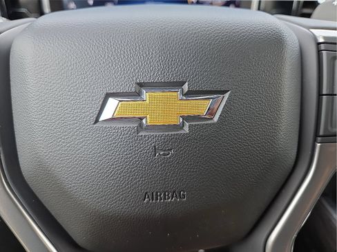 Used 2025 Chevrolet Silverado 1500 LTZ w/ LTZ Convenience Package II AWD/4WD image 22