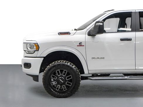 Used 2023 RAM 3500 Big Horn w/ Level 1 Equipment Group image 11