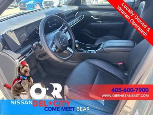 Used 2025 Hyundai Santa Cruz SEL FWD image 12