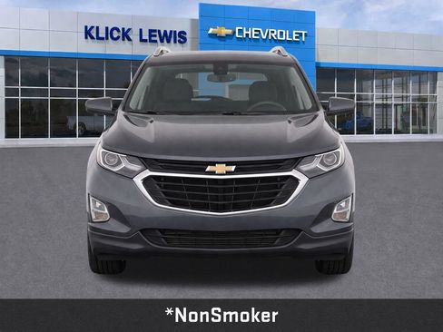 Used 2019 Chevrolet Equinox LT w/ Sun & Navigation Package AWD/4WD image 2