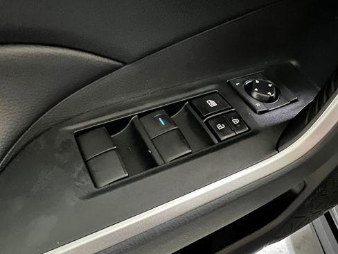 Used 2021 Toyota RAV4 LE image 36