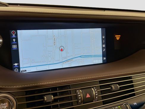 Used 2020 Lexus LS 500 RWD image 14