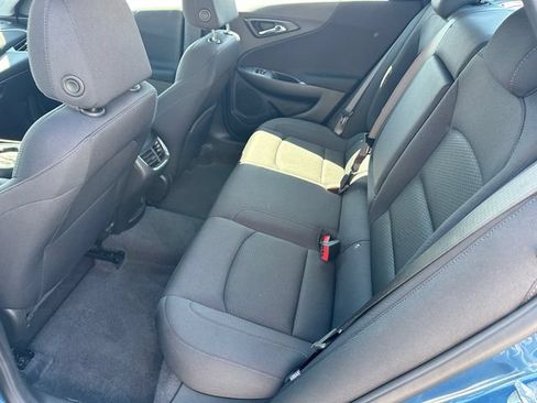 Used 2025 Chevrolet Malibu LT FWD image 11