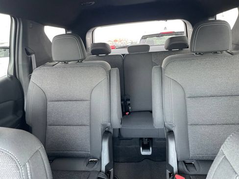 Used 2026 Chevrolet Traverse LT AWD/4WD image 27