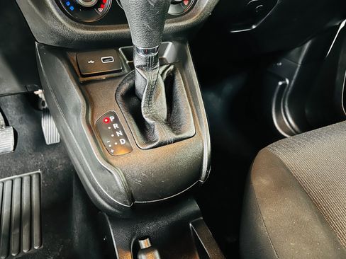 Used 2022 RAM ProMaster City Tradesman w/ Window Group 04 image 18