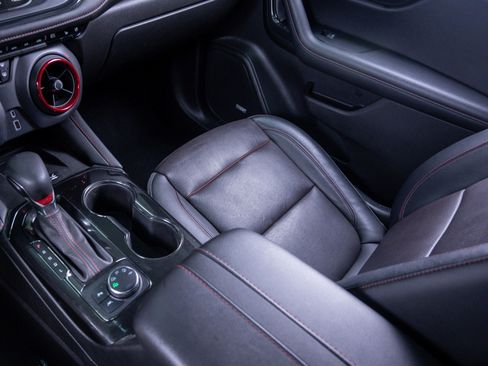 Used 2020 Chevrolet Blazer RS image 28