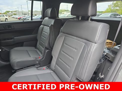 Used 2025 Hyundai Santa Fe Calligraphy AWD/4WD image 16