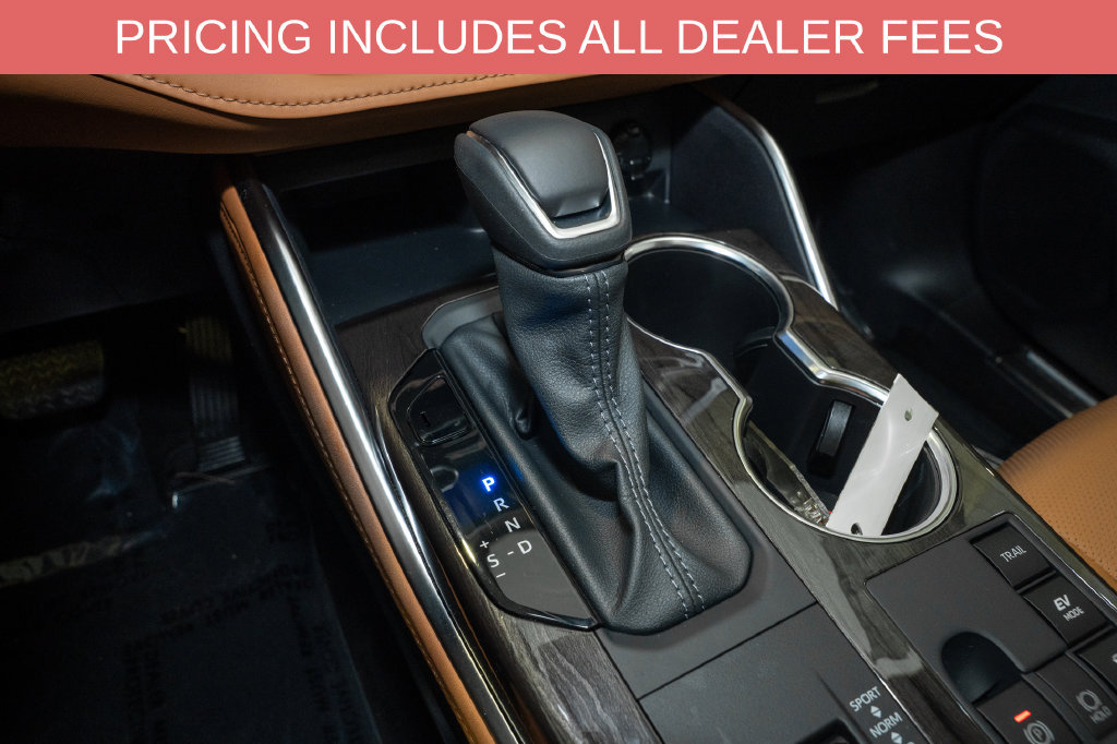 Used 2026 Toyota Highlander Platinum AWD/4WD image 20