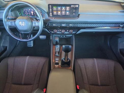 Used 2023 Honda Accord Sport image 17