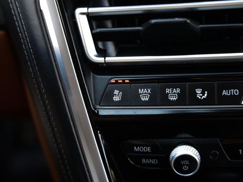 Used 2021 BMW 840i Gran Coupe w/ M Sport Package RWD image 38