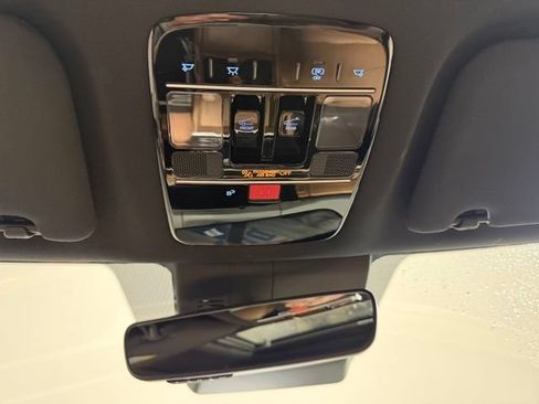 Used 2024 Hyundai Santa Fe Limited AWD/4WD image 35