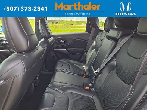 Used 2020 Jeep Cherokee Limited AWD/4WD image 12