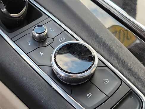 Used 2023 Cadillac Escalade Premium Luxury w/ LPO, Radiant Package image 34