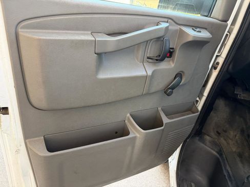 Used 2017 Chevrolet Express 3500 G3500 159 image 38