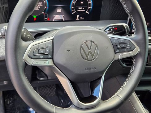 Used 2025 Volkswagen Tiguan S FWD image 17