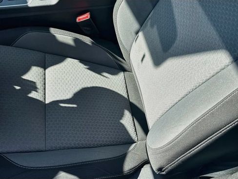 Used 2017 Ford Escape SE w/ Equipment Group 201A AWD/4WD image 24