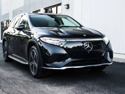 Used 2023 Mercedes-Benz EQS 450+ Sedan image 2