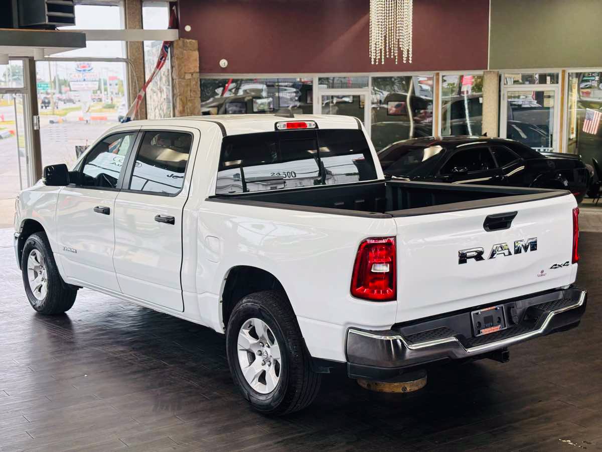 Used 2025 RAM 1500 Tradesman AWD/4WD image 14