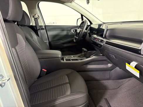New 2026 Kia Sorento LX image 13