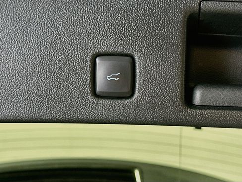 Used 2024 Ford Escape Active AWD/4WD image 28