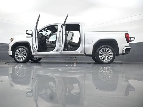 Used 2022 GMC Sierra 1500 Denali w/ Denali Reserve Package AWD/4WD image 34