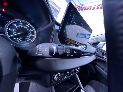 Used 2025 Mitsubishi Outlander SE FWD image 19