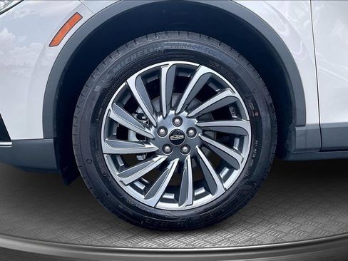 Used 2023 Lincoln Corsair Reserve FWD image 34