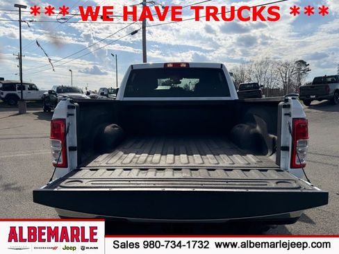 Used 2024 RAM 2500 Big Horn w/ Bed Utility Group image 5