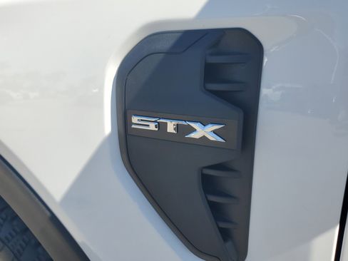 Used 2025 Ford Ranger XL image 10