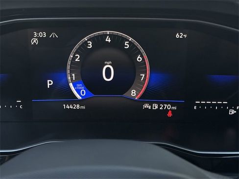 Certified 2024 Volkswagen Jetta SE w/ Panoramic Sunroof Package image 12