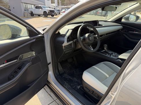 New 2026 MAZDA CX-30 Aire Edition image 16