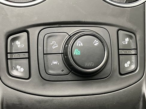 Certified 2023 GMC Terrain SLE w/ Driver Convenience Package image 16