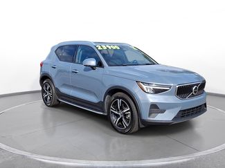 Used 2023 Volvo XC40 B5 Core AWD/4WD video 2
