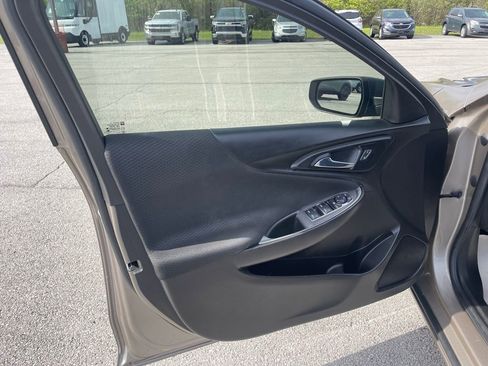 Used 2022 Chevrolet Malibu LS w/ LPO, Floor Liner Package image 15