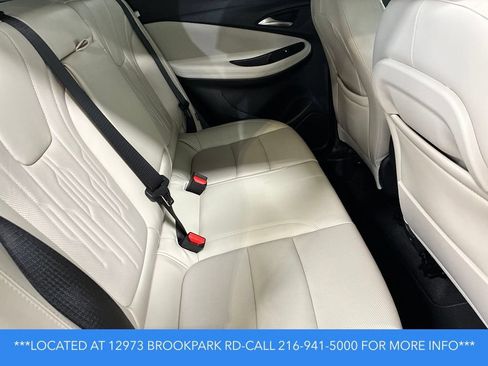 Used 2024 Buick Encore GX Avenir w/ Avenir Convenience Package FWD image 18