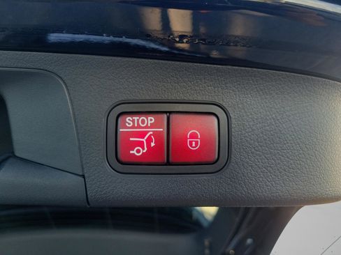 Certified 2025 Mercedes-Benz GLA 250 image 9